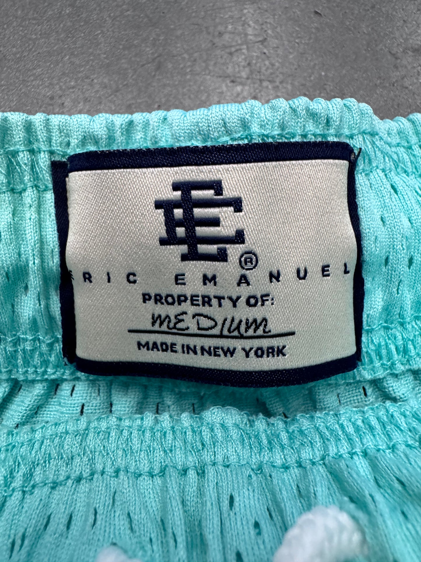 FW23 ERIC EMANUEL EE BASIC SHORT - YUCCA BOLTS