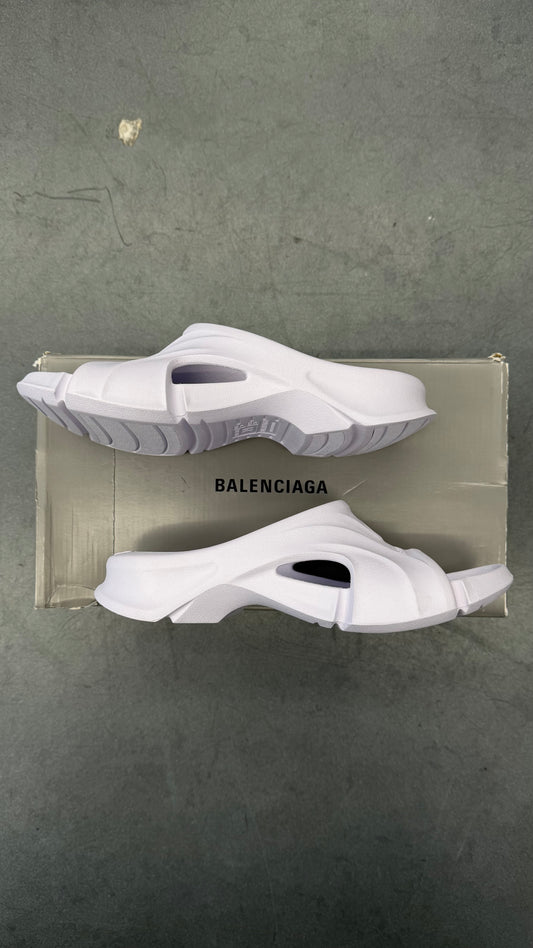 SIZE 39 BALENCIAGA MOLD SLIDE SANDALS WHITE/LIGHT PURPLE (NEW WITH BOX)