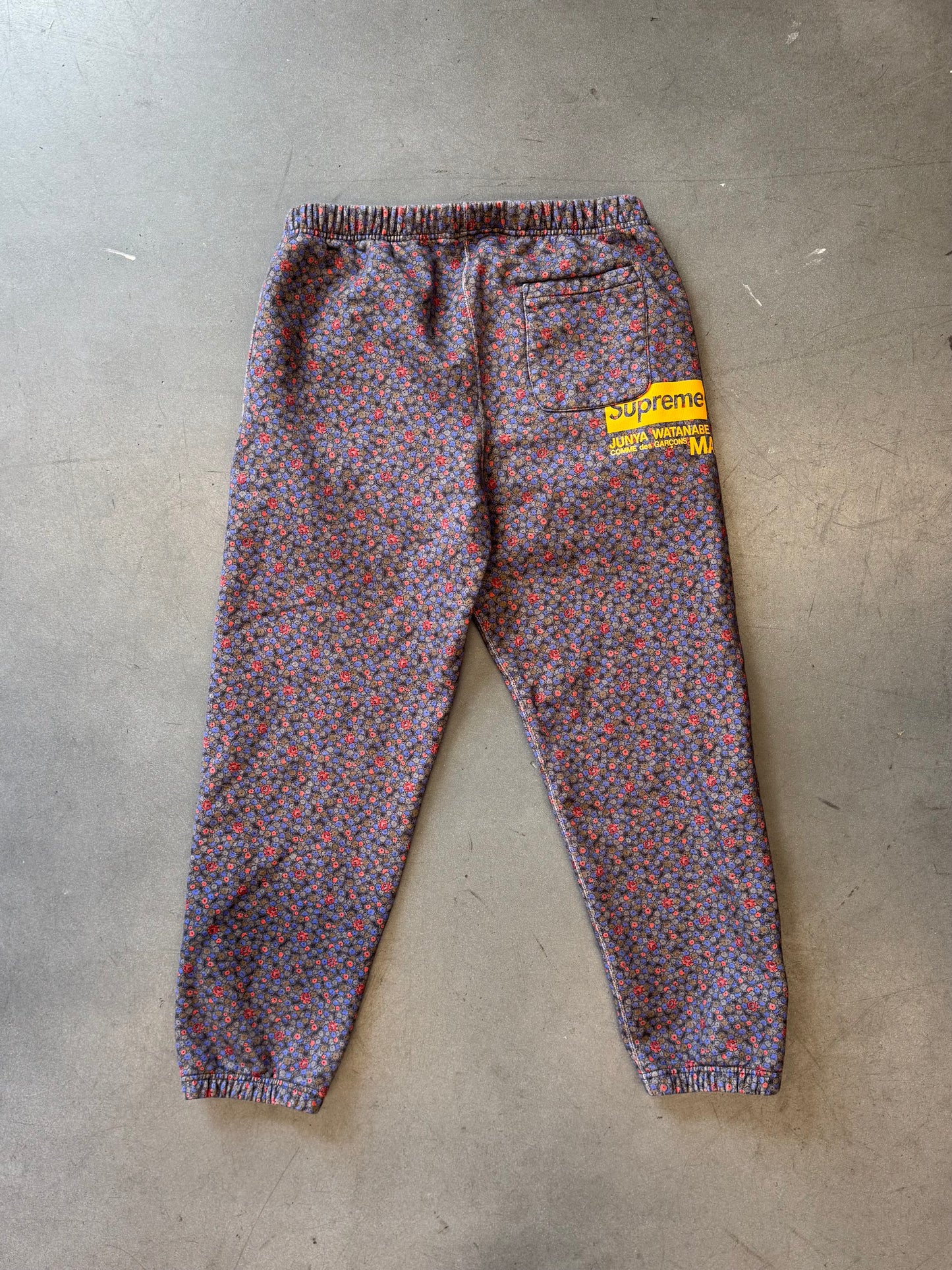 FW21 SUPREME X JUNYA WATANABE X COMME DES GARCONS FLORAL PRINT SWEATPANTS