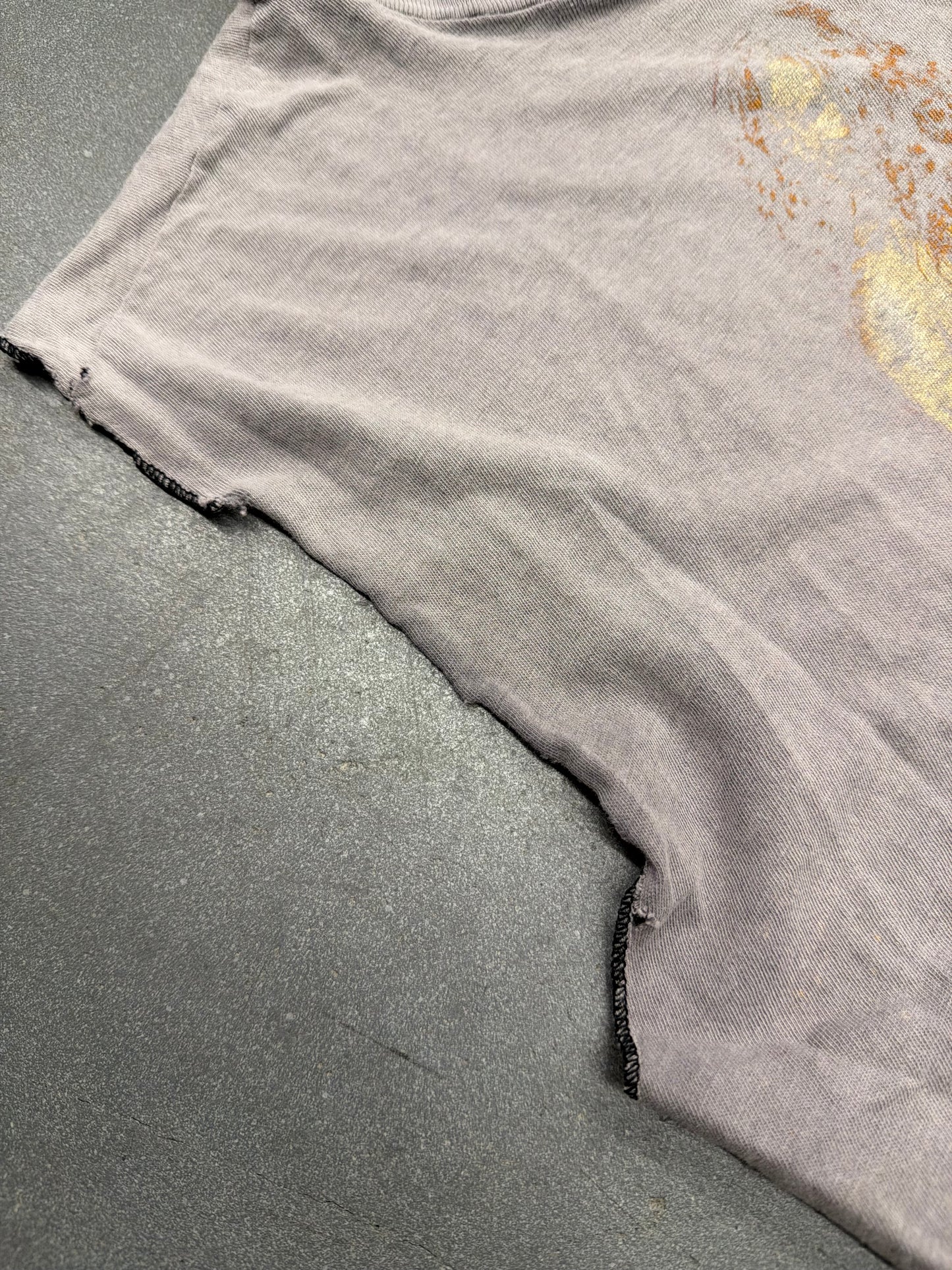 1982 TED NUGENT FADED AND DISTRESSED CUTOFF TEE (HANES TAG)