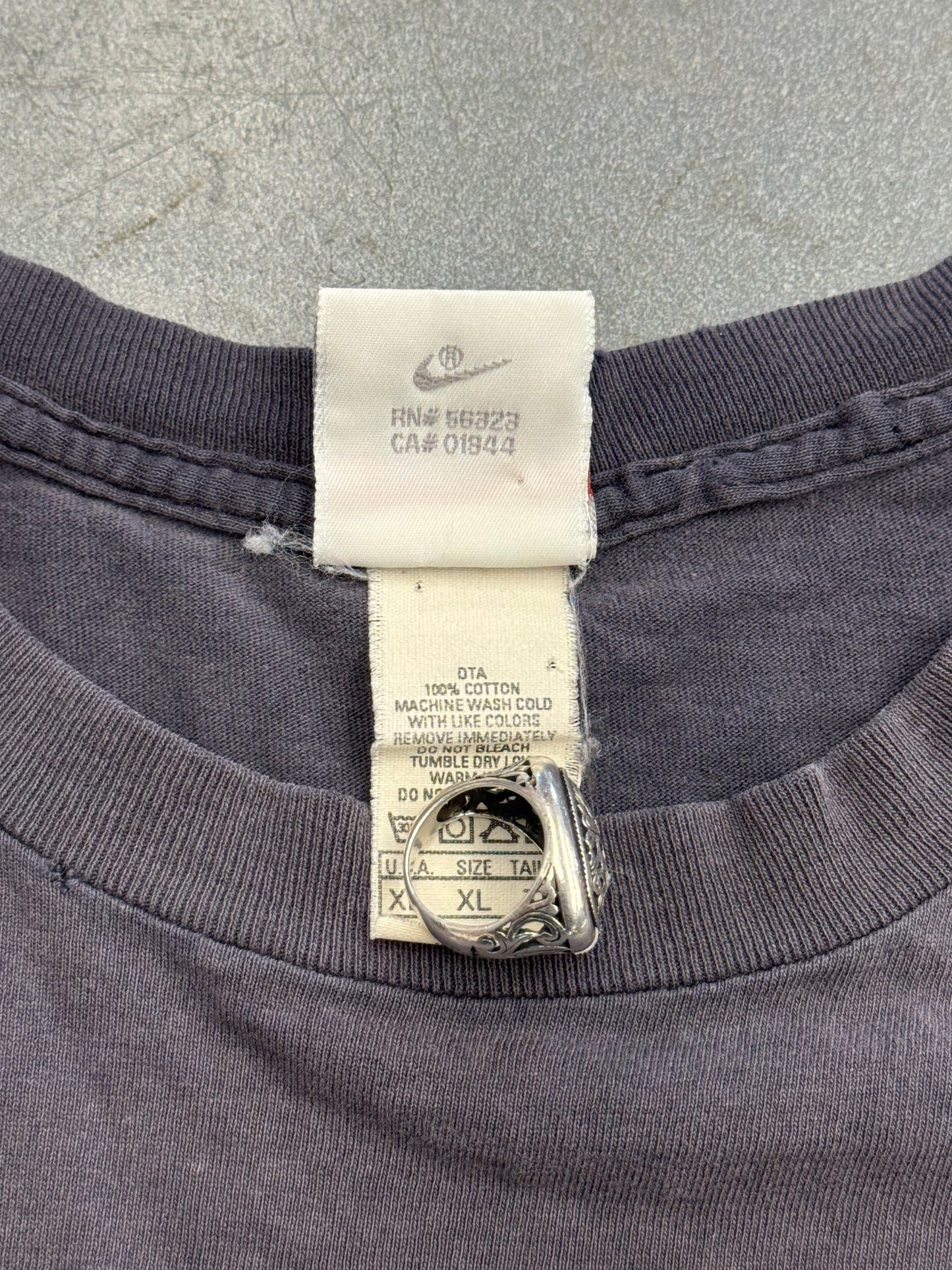 1993 NIKE SPACE JAM LOONEY TOONS "THE BEST ON EARTH" TEE (RED SWOOSH TAG)