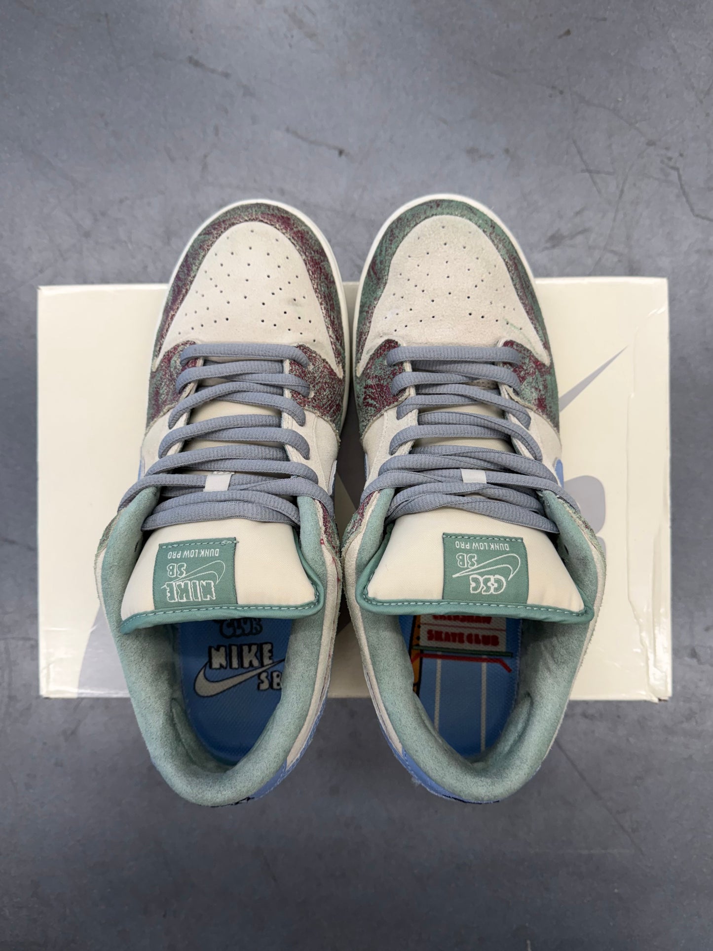 2023 SIZE 11 NIKE SB DUNK LOW SB CRENSHAW SKATE SHOP (PRE-OWNED WITH BOX)