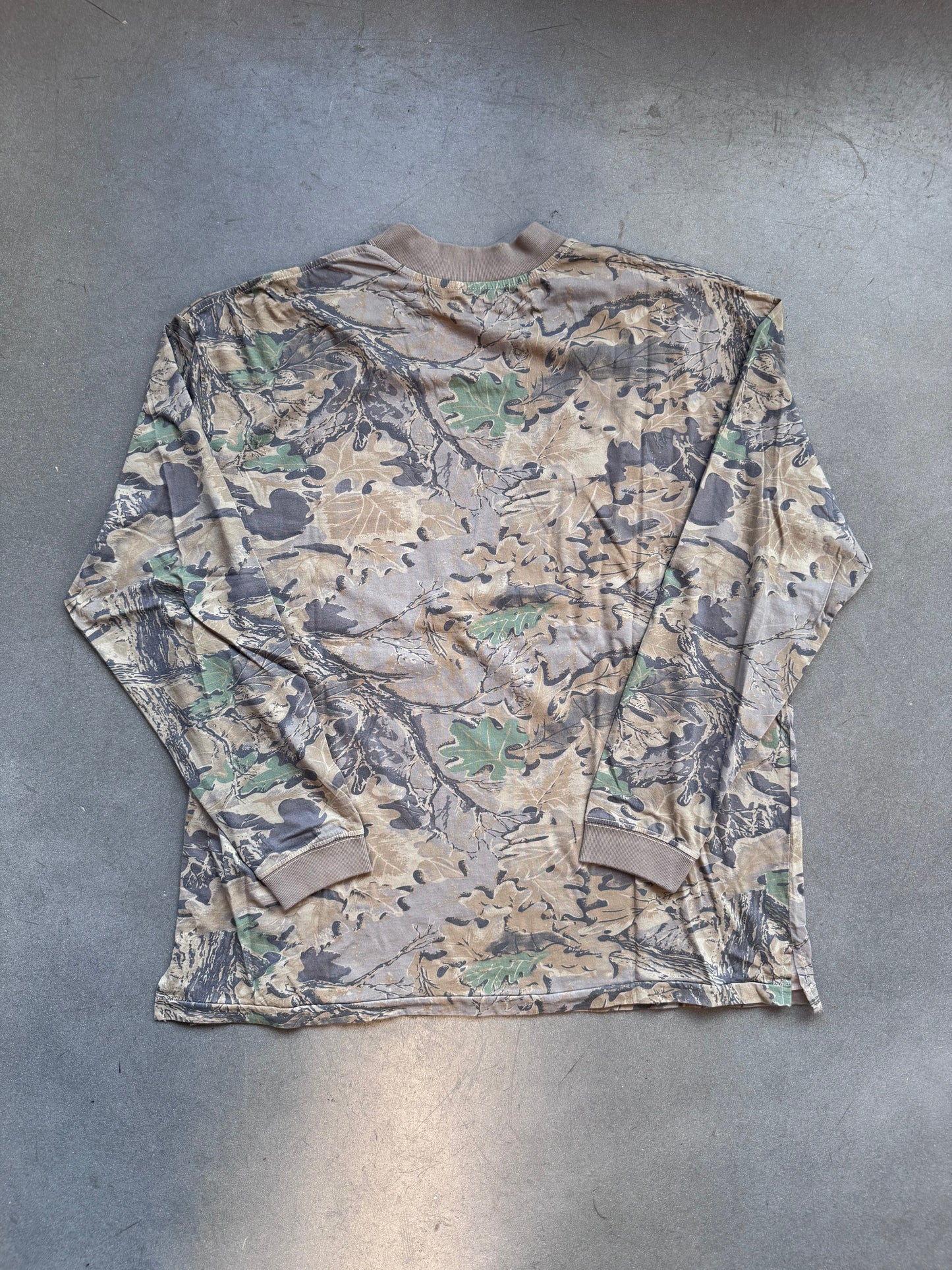 YEEZY SEASON 4 TREE CAMO MOCK NECK L/S TEE (M)