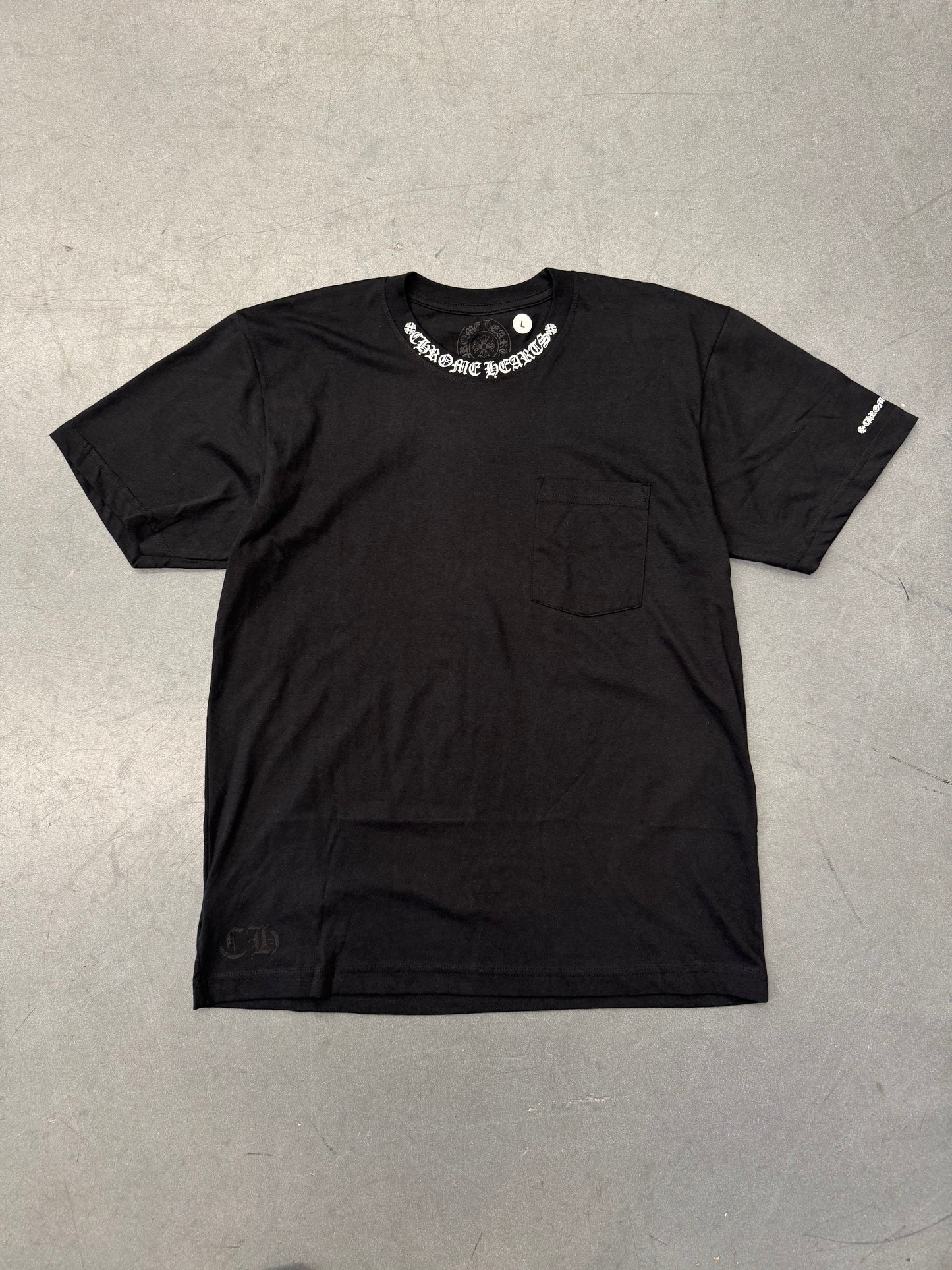CHROME HEARTS COLLAR PRINT POCKET TEE
