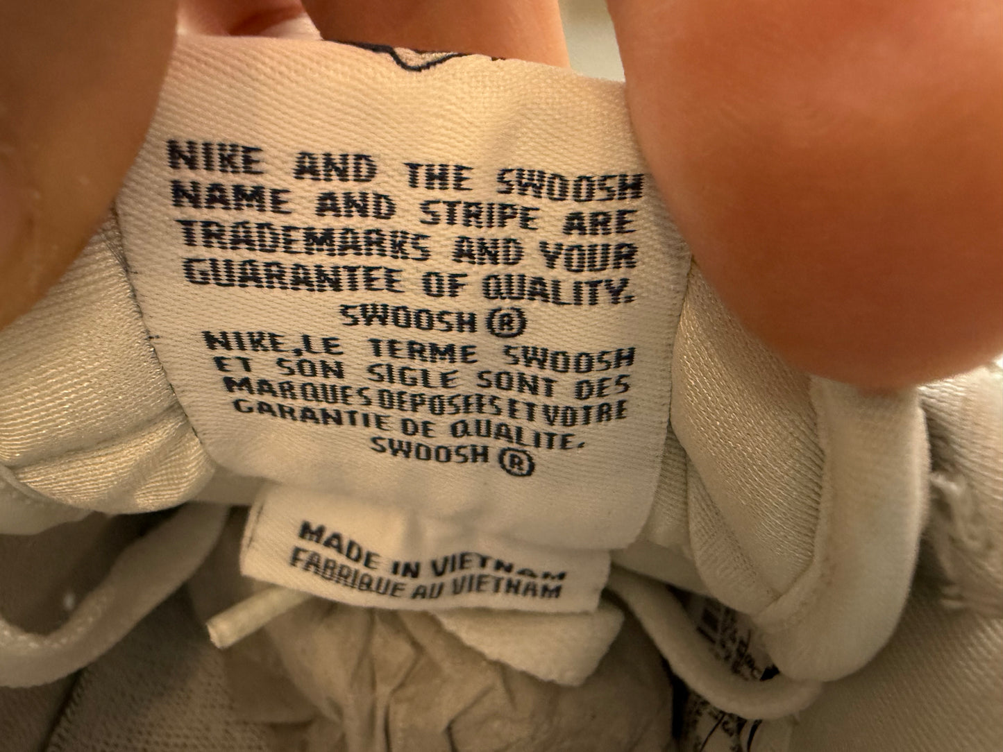 2017 SIZE 9.5 NIKE AIR FORCE 1 ROC-A-FELLA (AF100) (NEW WITH BOX)