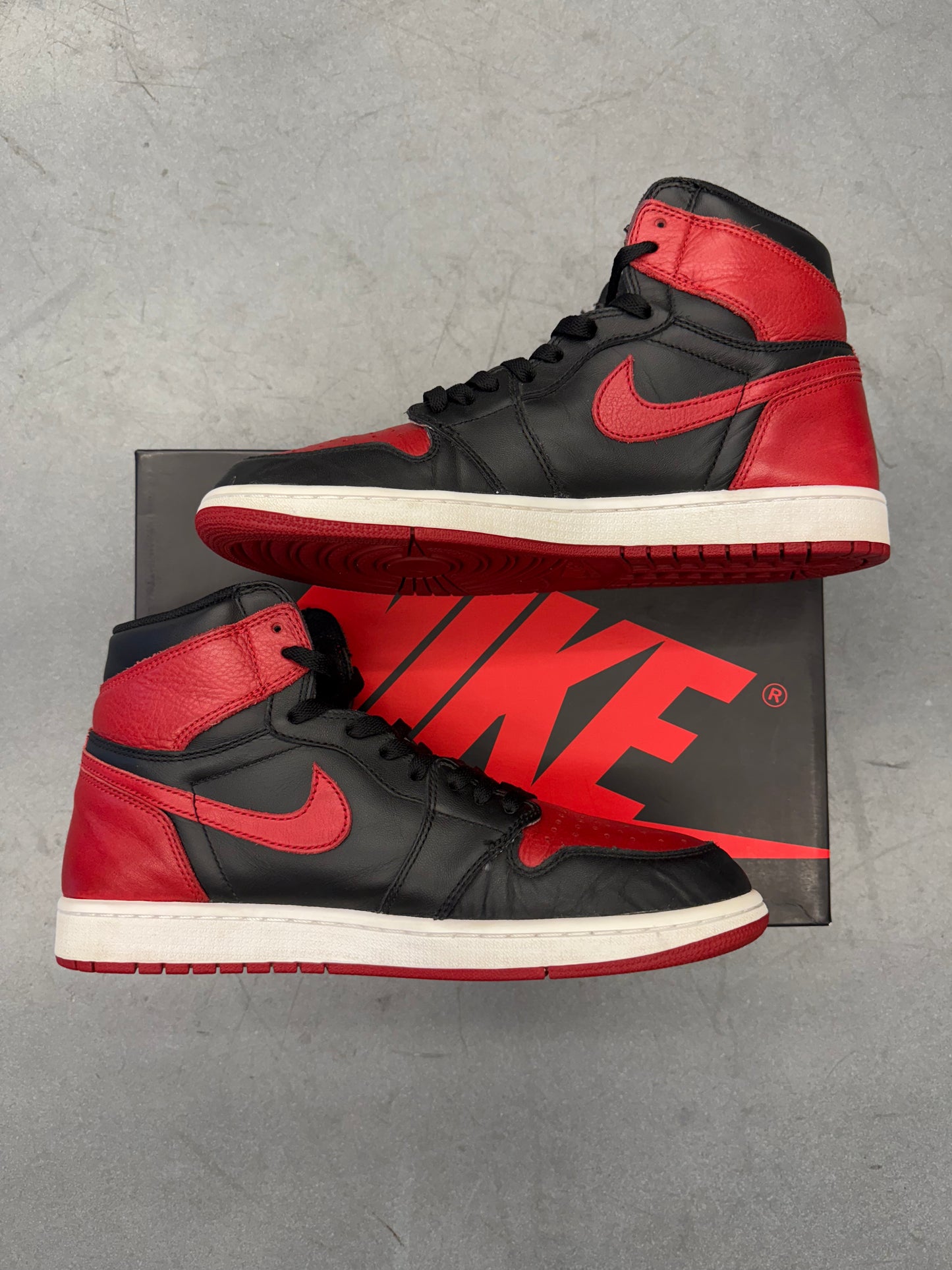 2016 SIZE 11 JORDAN 1 RETRO HIGH BRED BANNED