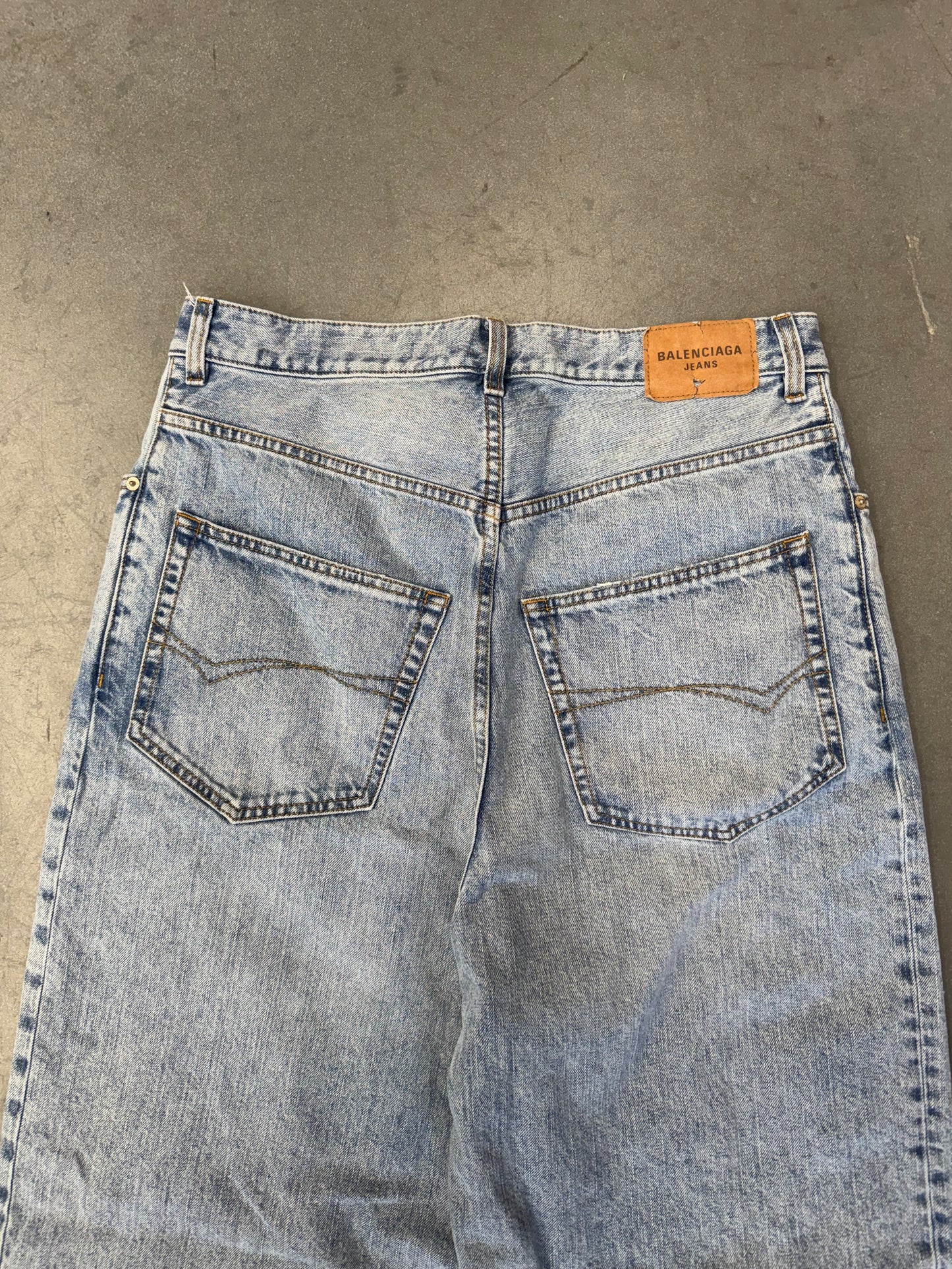 SS24 BALENCIAGA BAGGY DENIM JEANS - BLUE