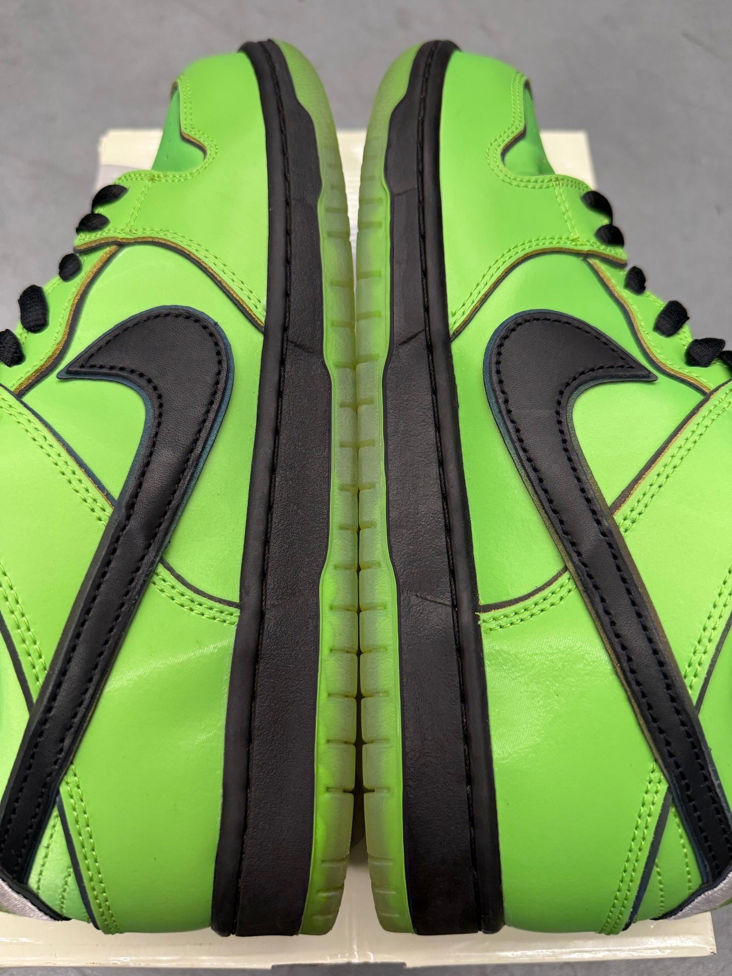 2023 SIZE 10 THE POWERPUFF GIRLS BUTTERCUP NIKE SB DUNK LOW