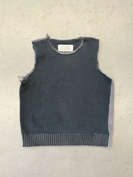 VINTAGE MM6 2-TONE SWEATER VEST