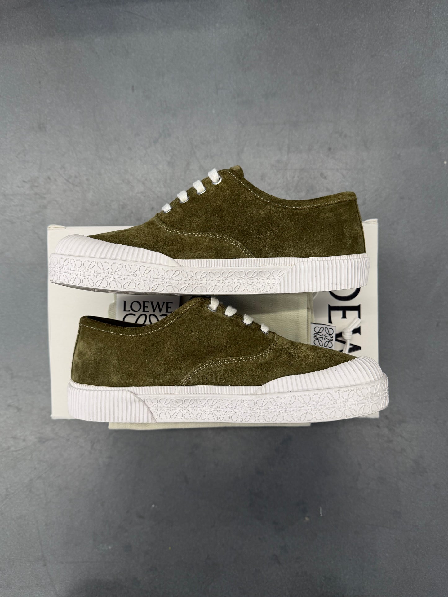2024 LOEWE TERRA VULCA LACE UP SNEAKER - OLIVE (W/BOX)