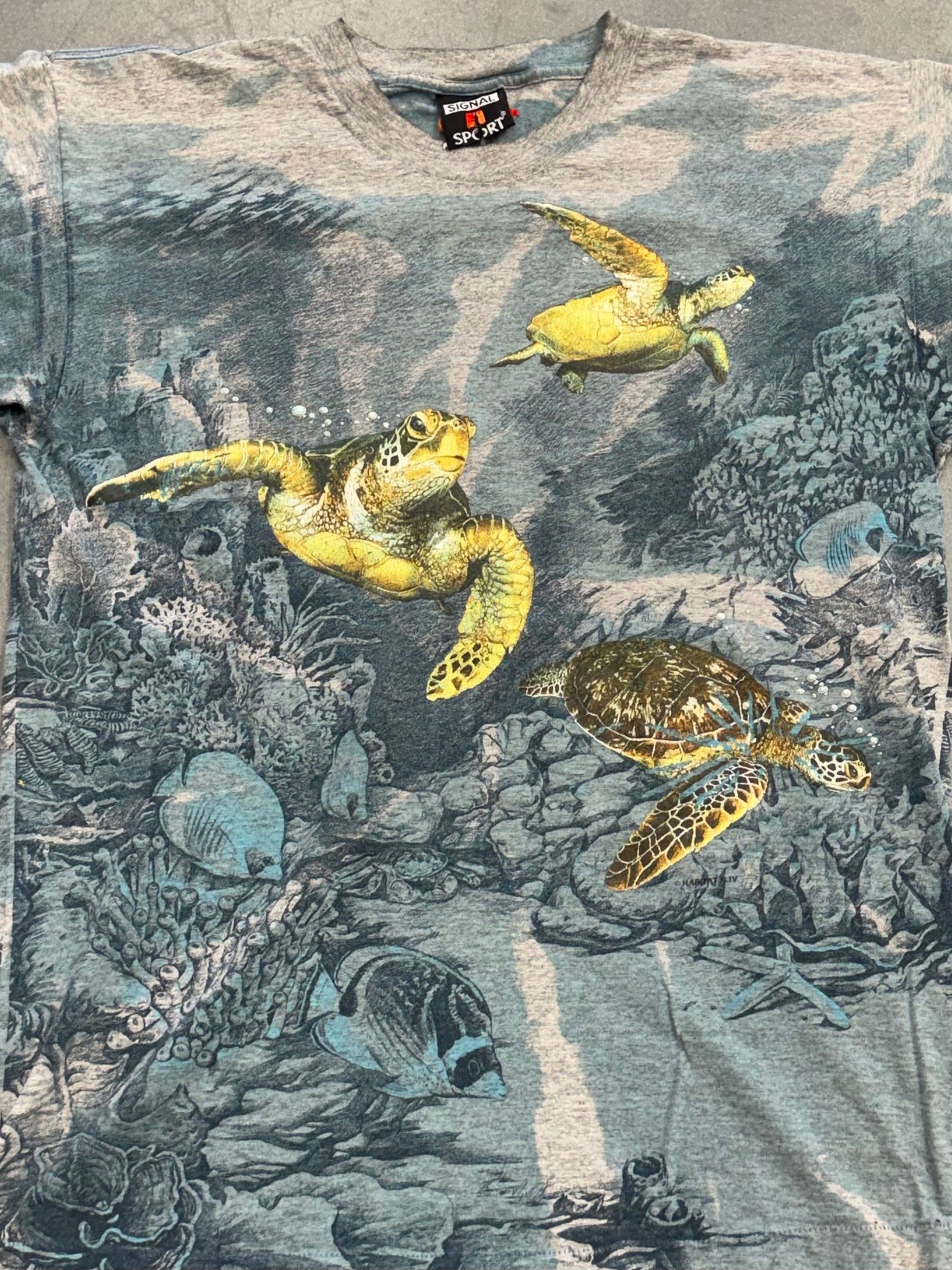 1994 HABITAT SEA TURTLES AOP BLEACHED TEE (SIGNAL SPORT TAG)