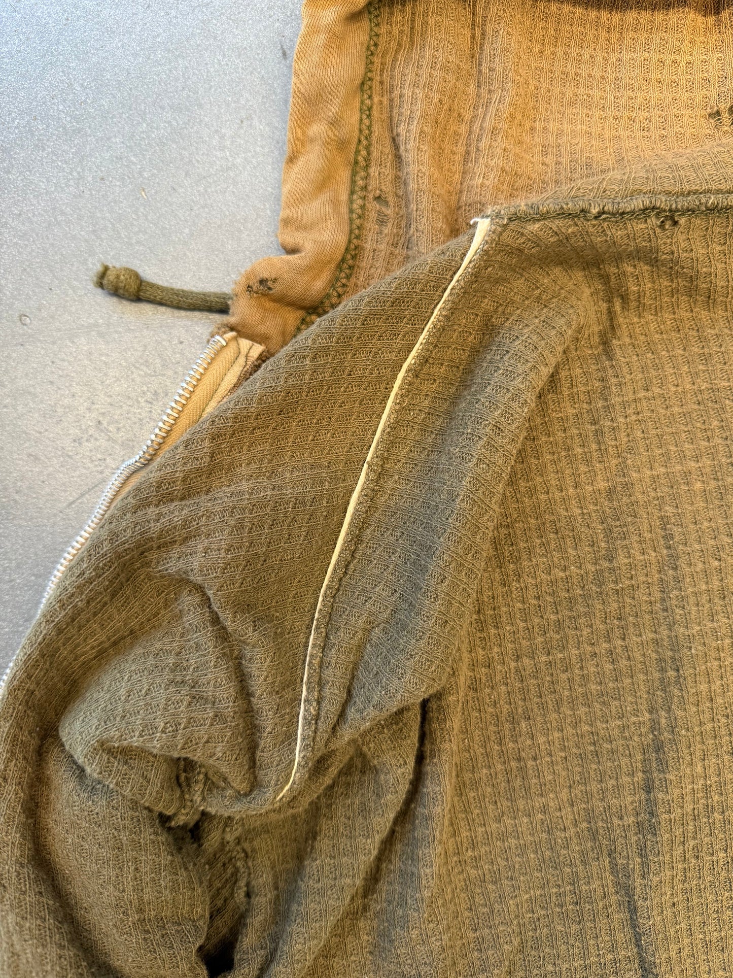 1950'S THRASHED SELVEDGED WAFFLE LINE ZIP UP HOODIE