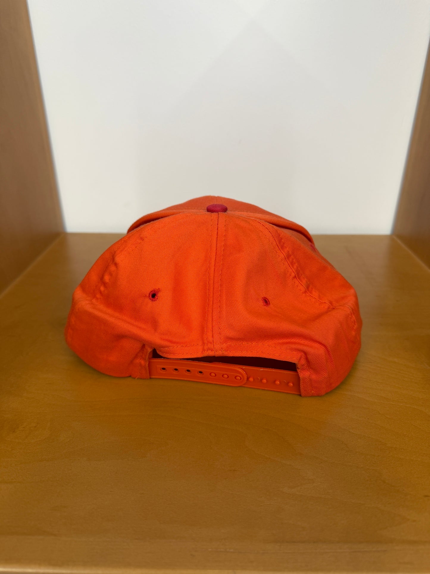 90S TAMPA BAY BUCCANEERS CLASSIC LOGO SNAPBACK (TEAM NFL TAG)