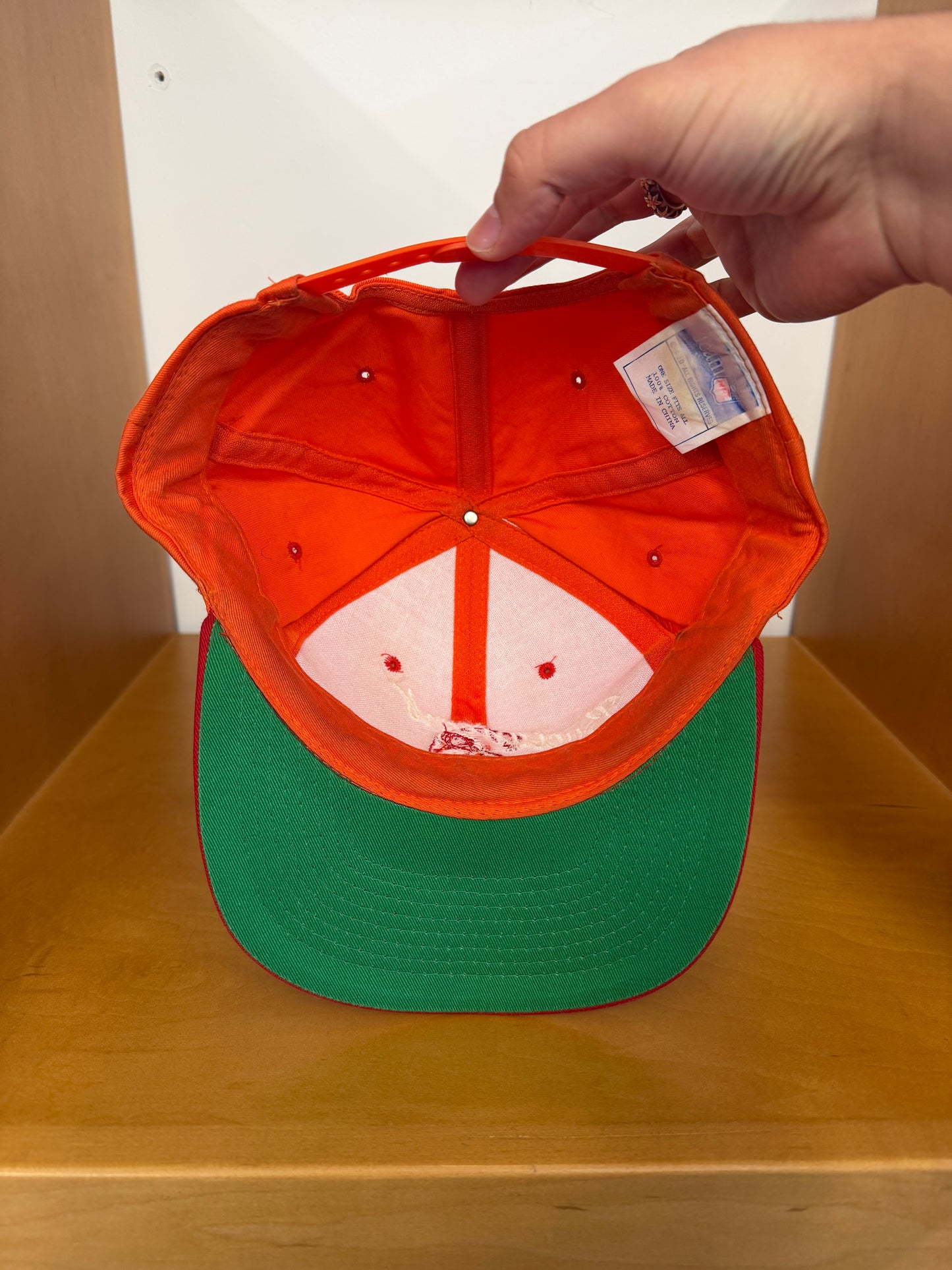 90S TAMPA BAY BUCCANEERS CLASSIC LOGO SNAPBACK (TEAM NFL TAG)