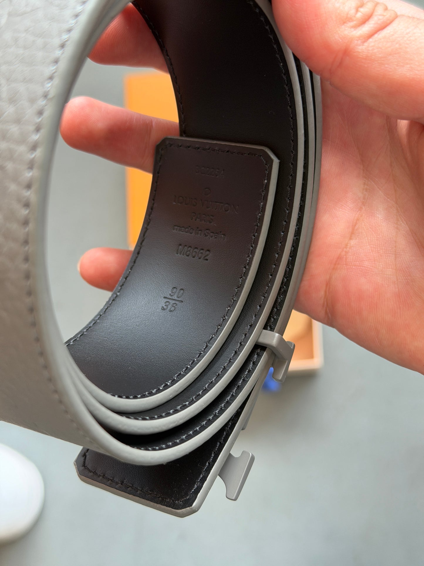LOUIS VUITTON LV TAURILLON 40MM REVERSIBLE BELT