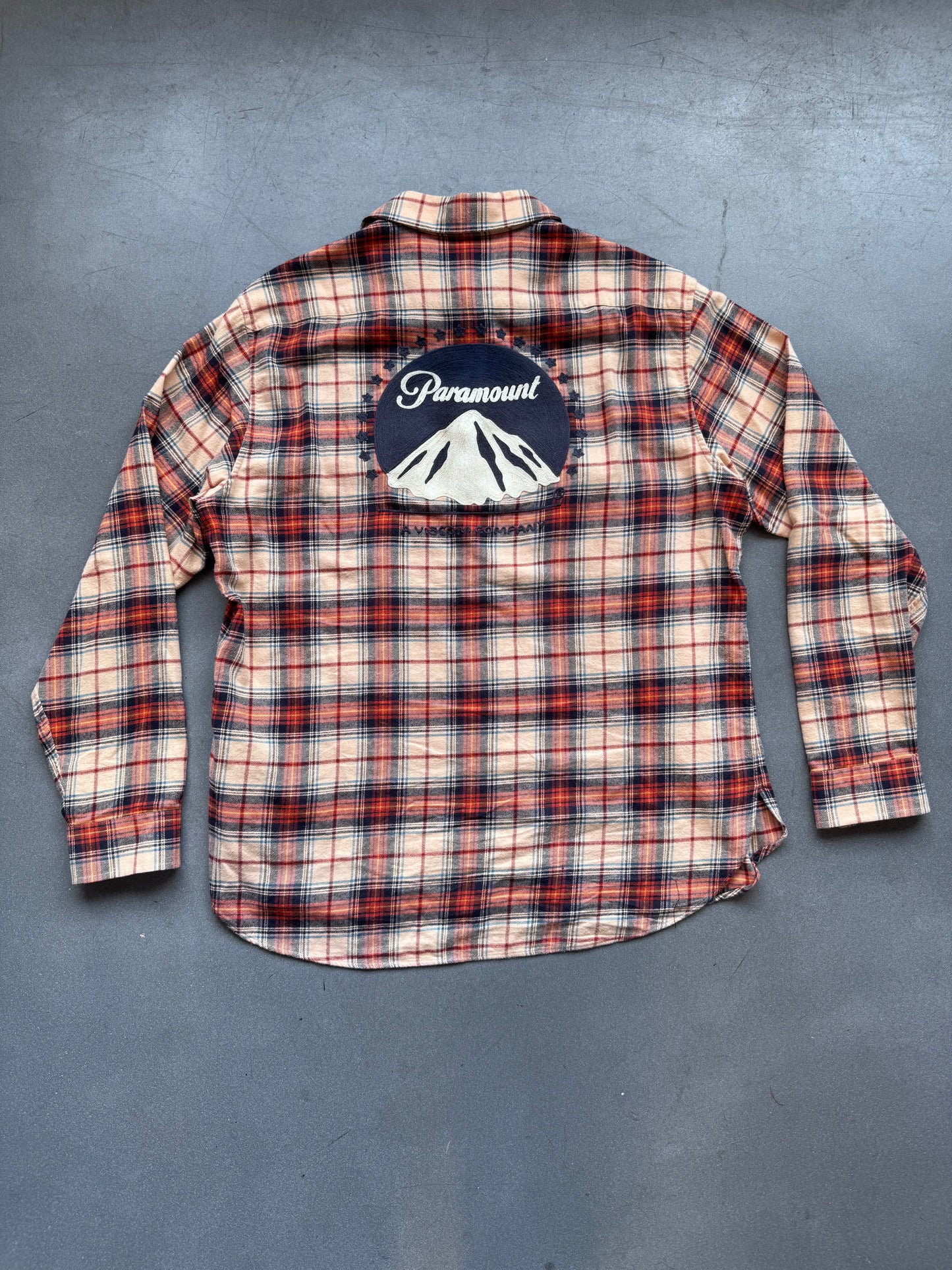 GUCCI X PARAMOUNT BUTTON-UP FLANNEL LS SHIRT - XL