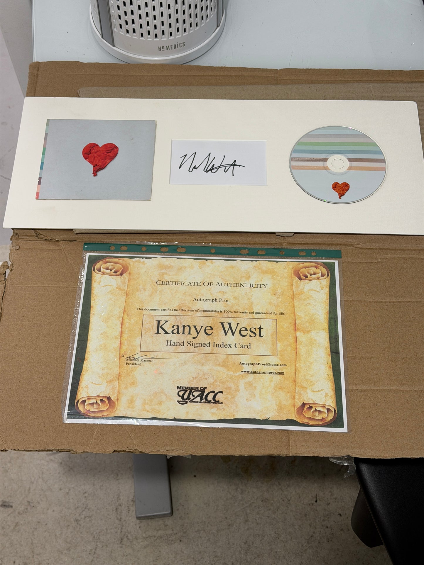2008 KANYE WEST 808'S AND HEARTBREAK SIGNED CD
