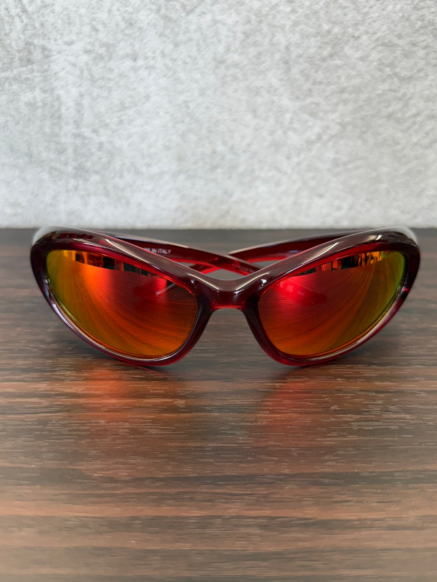 BALENCIAGA SPORTY B ROUND AF SUNGLASSES RED NEW NO CASE