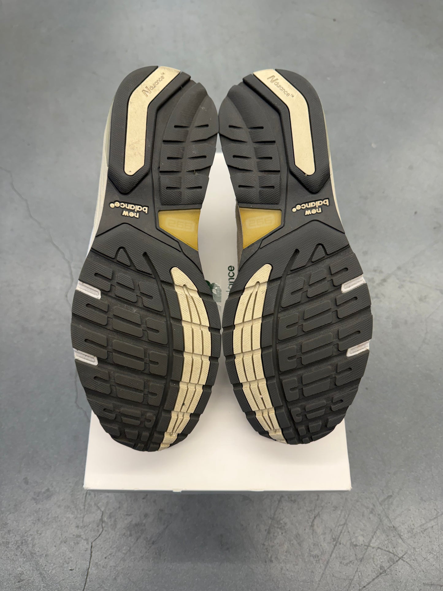 2020 NEW BALANCE 992 JJJJOUND GREY (W/BOX)