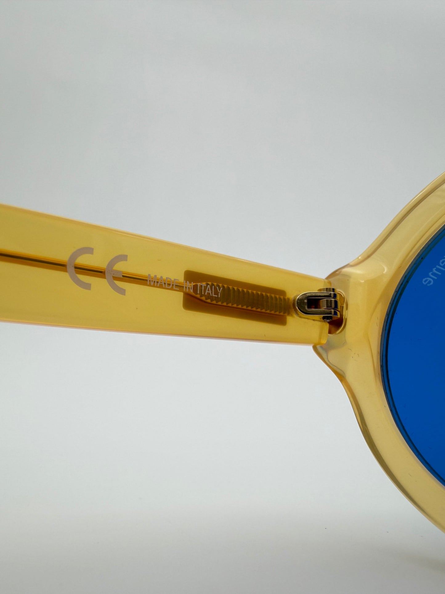 SS21 SUPREME DOWNTOWN SUNGLASSES - GOLD