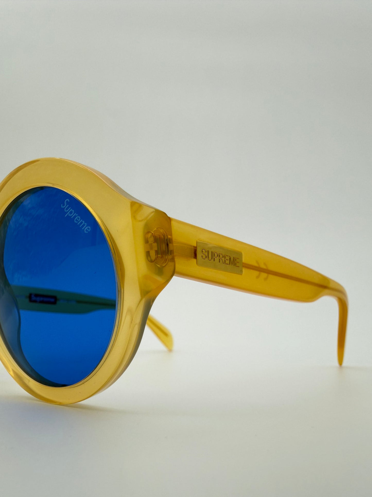 SS21 SUPREME DOWNTOWN SUNGLASSES - GOLD
