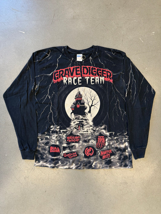 2000'S AOP GRAVE DIGGER RACE TEAM LS TEE (GILDAN HEAVY TAG)