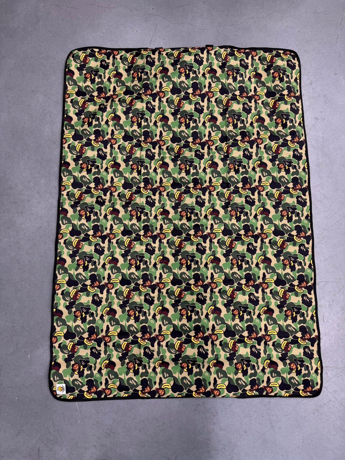 BAPE A BATHING APE ABC MILO CAMO PICNIC MAT