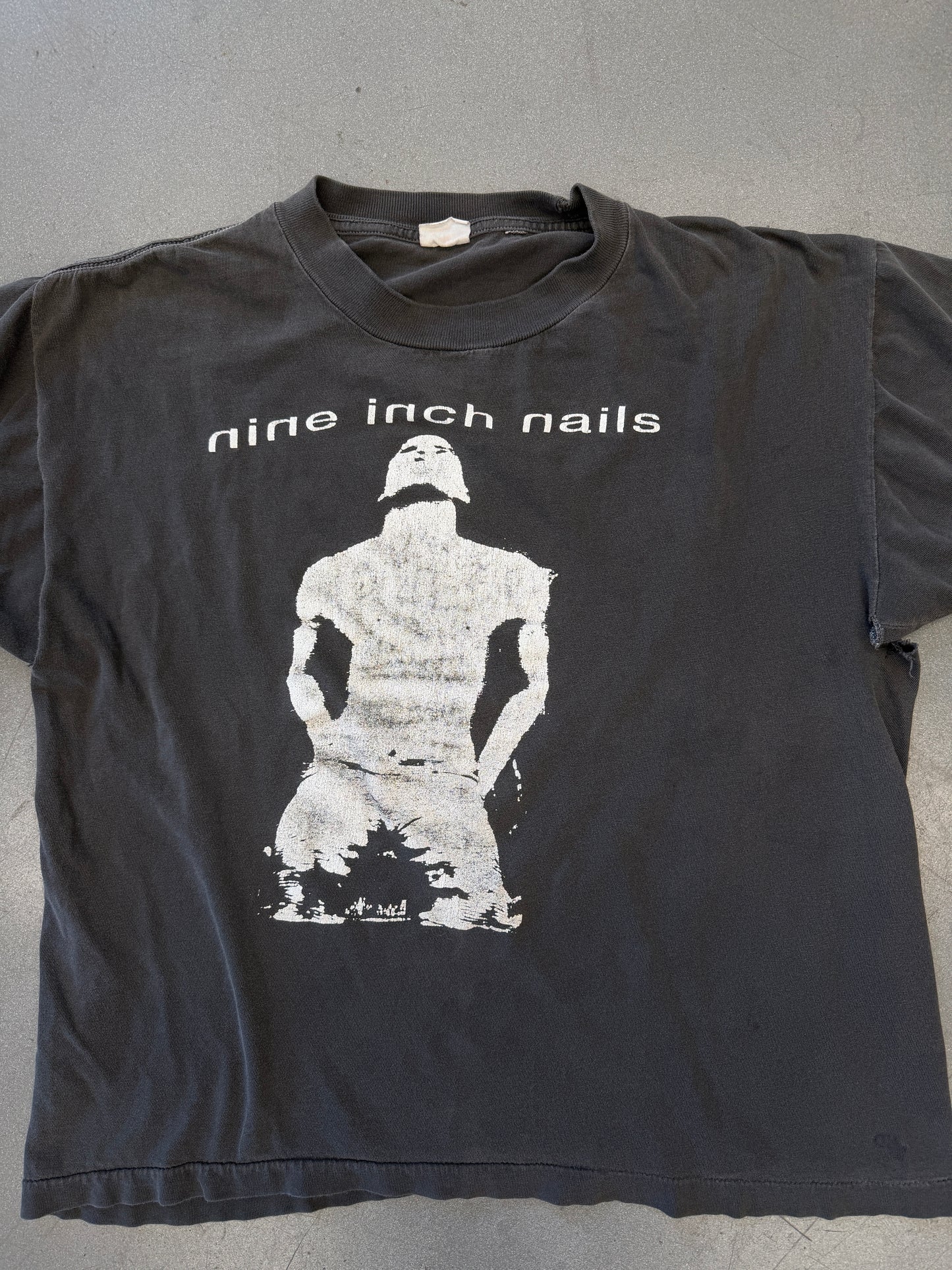 1989 NINE INCH NAILS PRETTY HATE MACHINE TEE (FADED TAG)