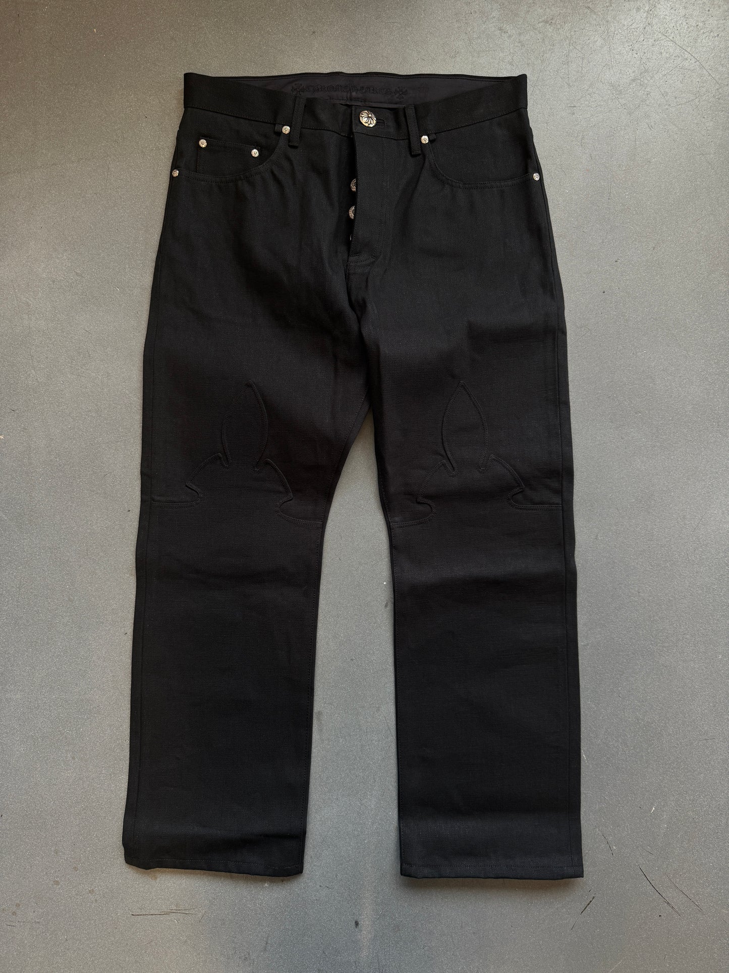 CHROME HEARTS BLACK DENIM FLEUR KNEE PANTS (36) (NEW)
