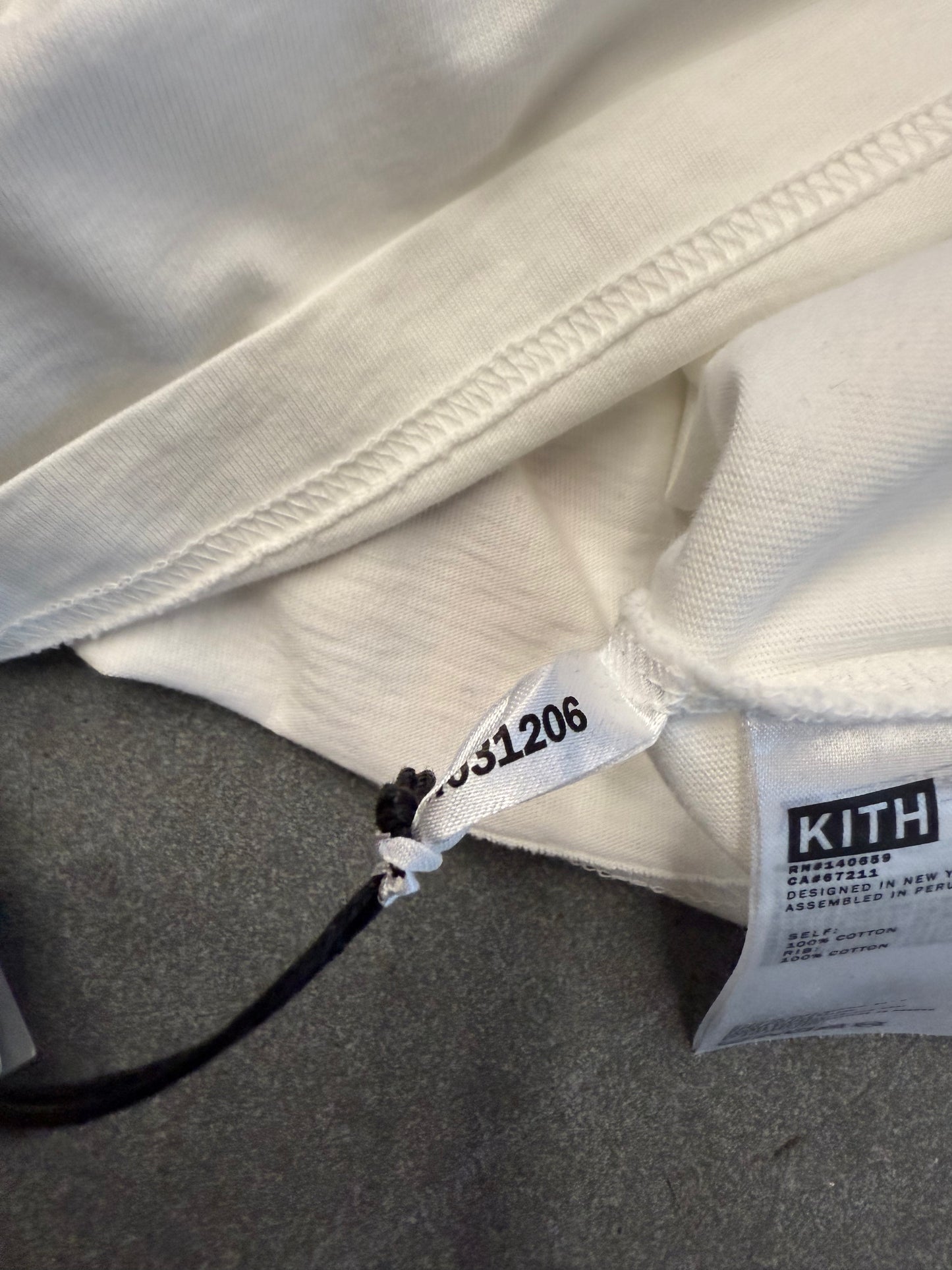 KITH X BEATLES PORTRAIT VINTAGE TEE - WHITE (2XL)