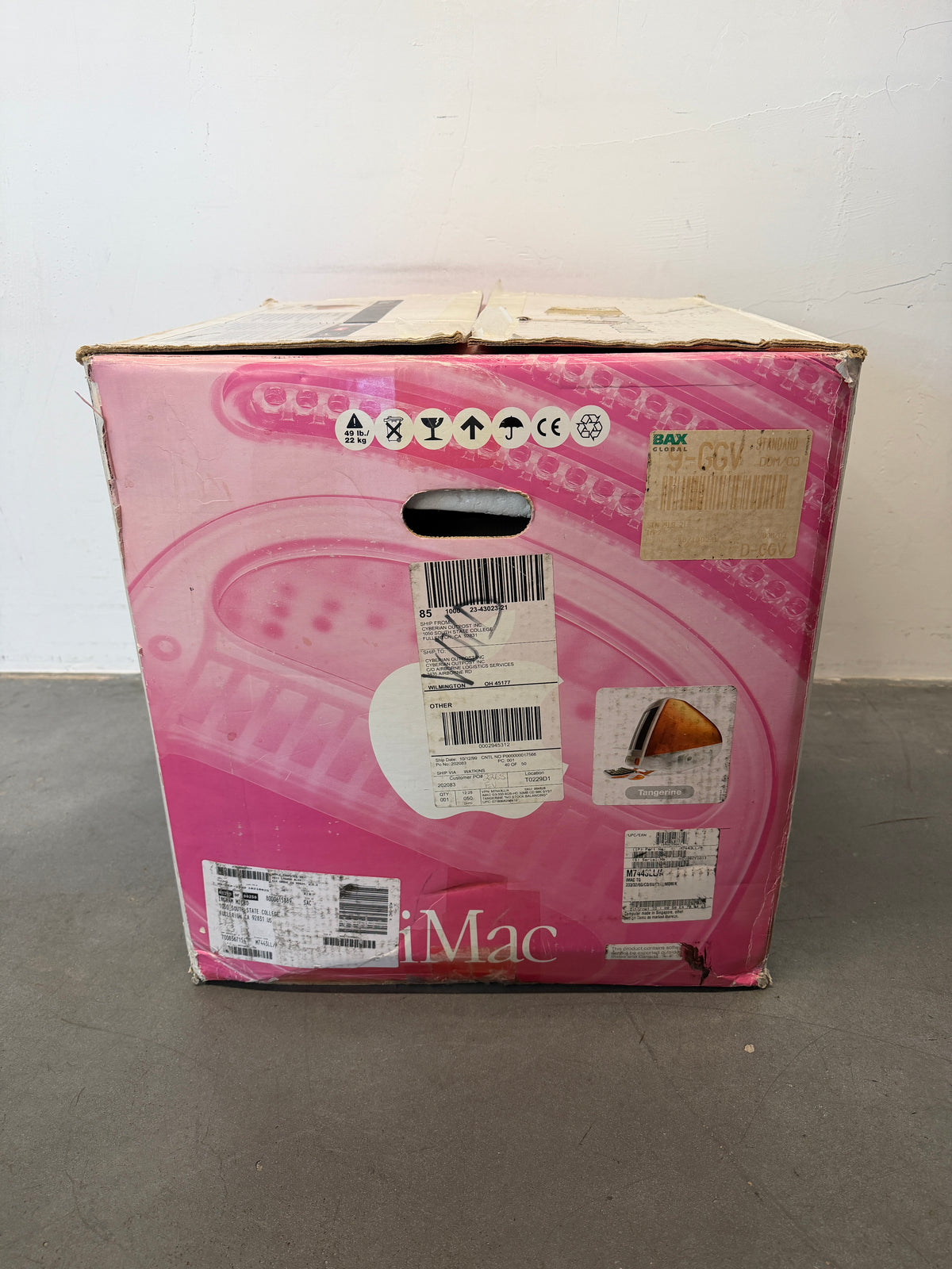 1999 APPLE IMAC G3 333MHZ COMPUTER WITH ORIGINAL BOX & YUM POSTER - TANGERINE