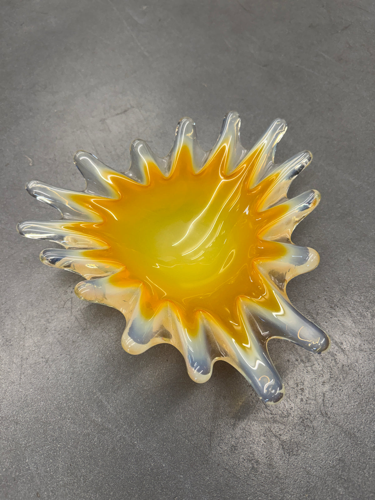 MURANO VINTAGE STAR ORANGE-YELLOW GLASS BOWL