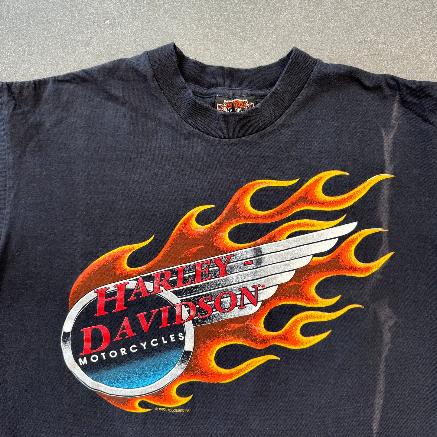 1992 HARLEY-DAVIDSON MOTORCYCLES CIRCLE IN FLAMES TEE (RIPPED HARLEY TAG)