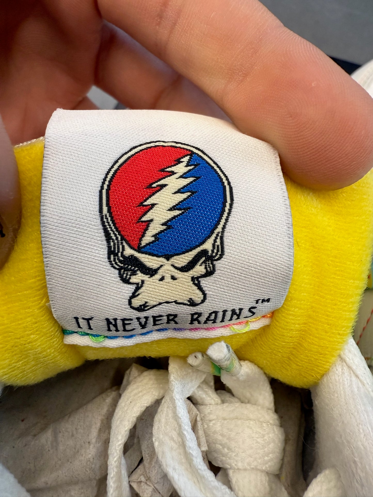 2025 SIZE 9 NIKE AIR MAX 90 GRATEFUL DEAD UNIVERSITY OF OREGON GRATEFUL DUCKS