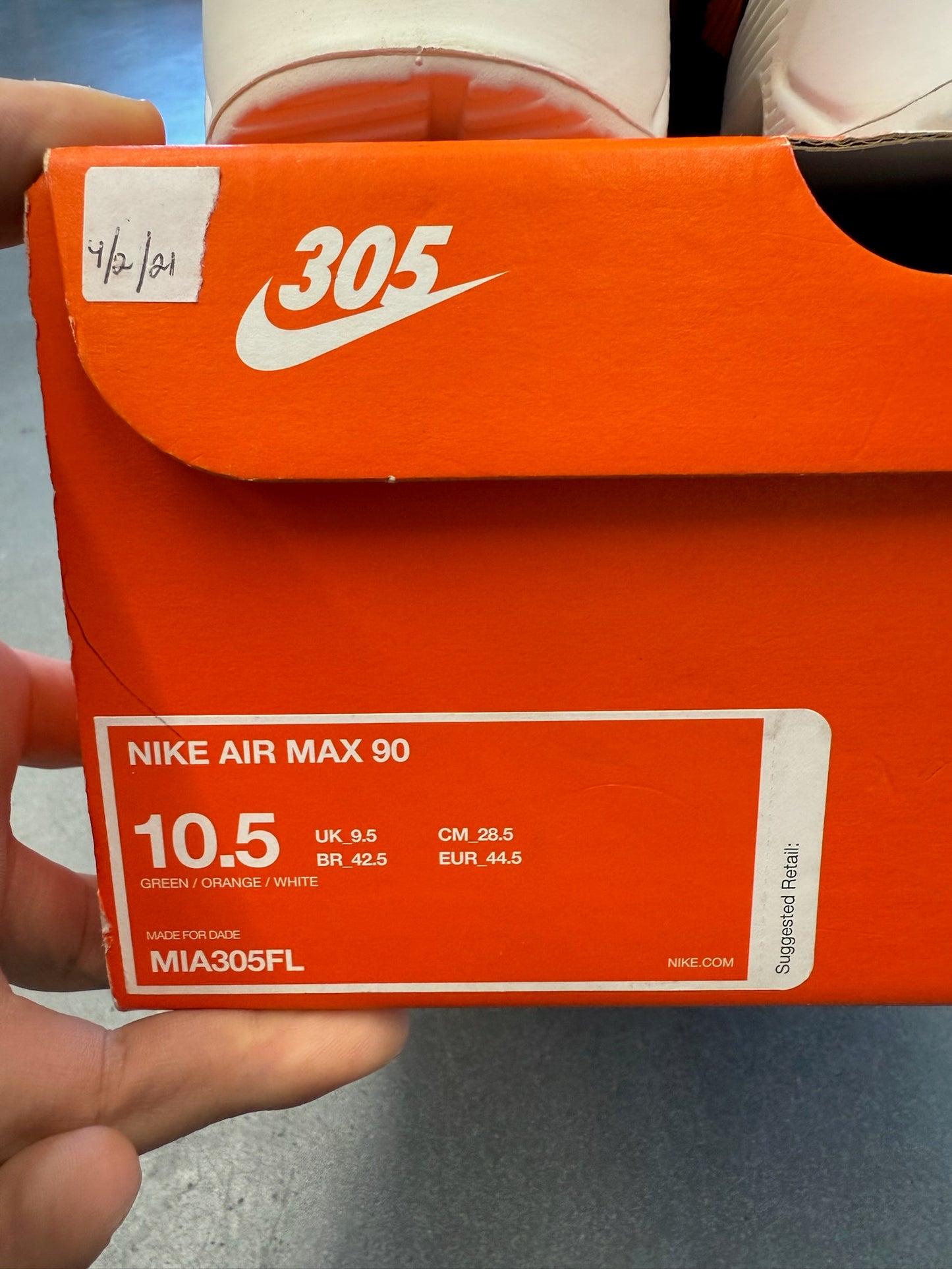2020 UNKNWN NIKE AIR MAX 90 305 SIZE 10.5