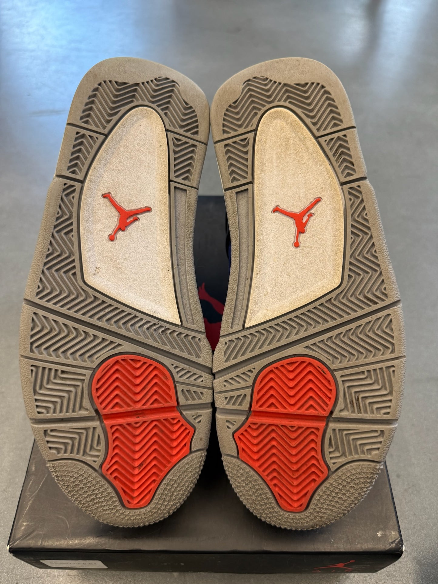 2019 JORDAN 4 RETRO WINTERIZED LOYAL BLUE (PRE-OWNED WITH BOX)