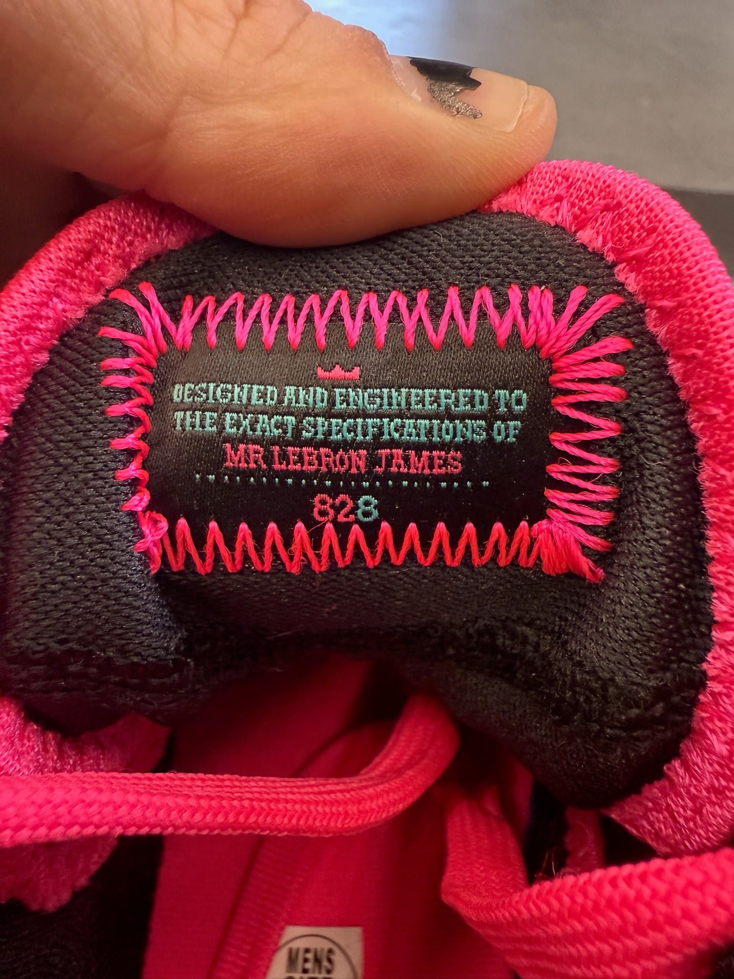 2021 MENS NIKE LEBRON 8 SOUTH BEACH (PRE-OWNED WITH BOX)