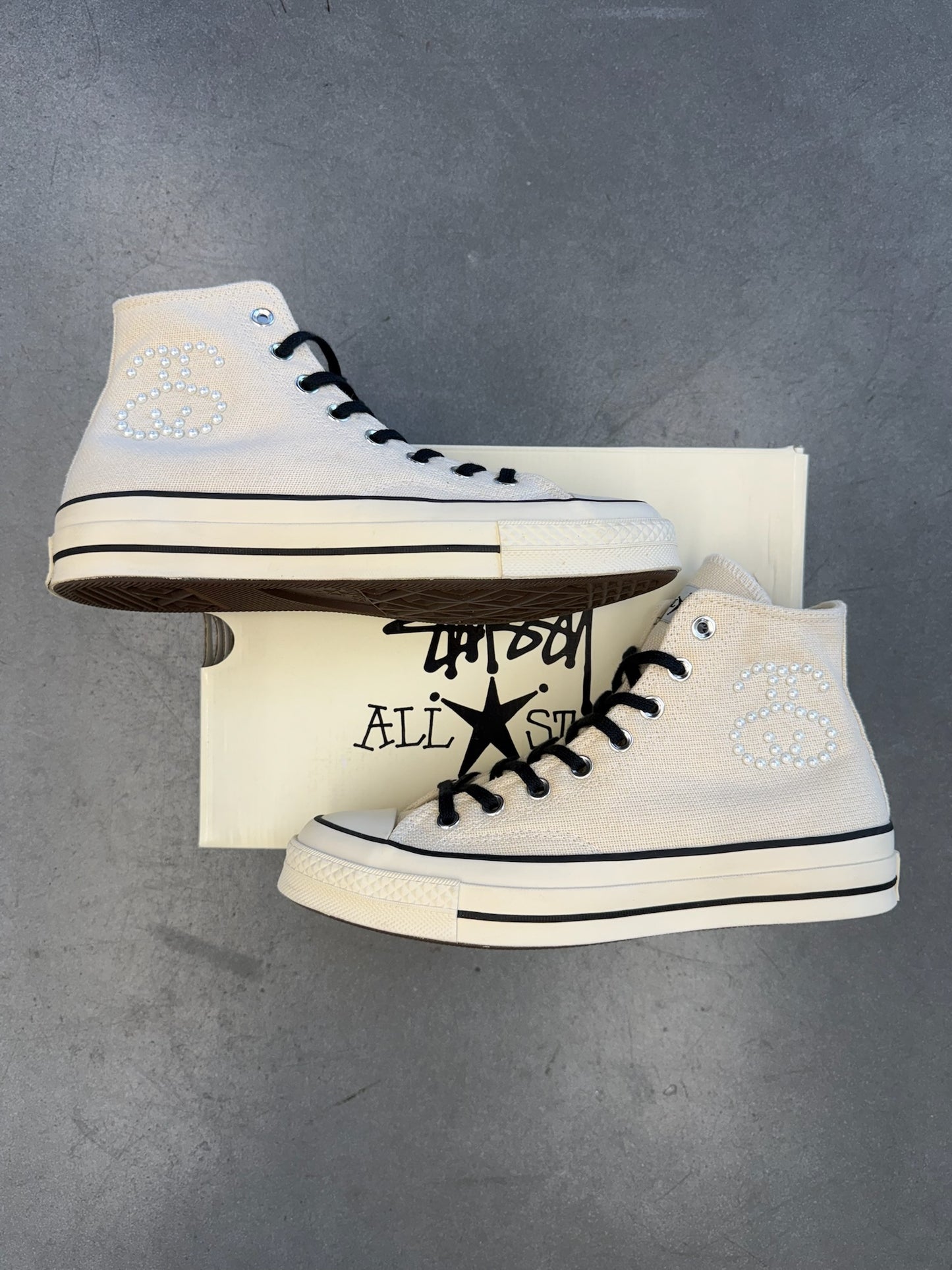 2023 SIZE 8 CONVERSE CHUCK TAYLOR ALL STAR 70 HIGH STUSSY FOSSIL PEARL (WITH BOX)