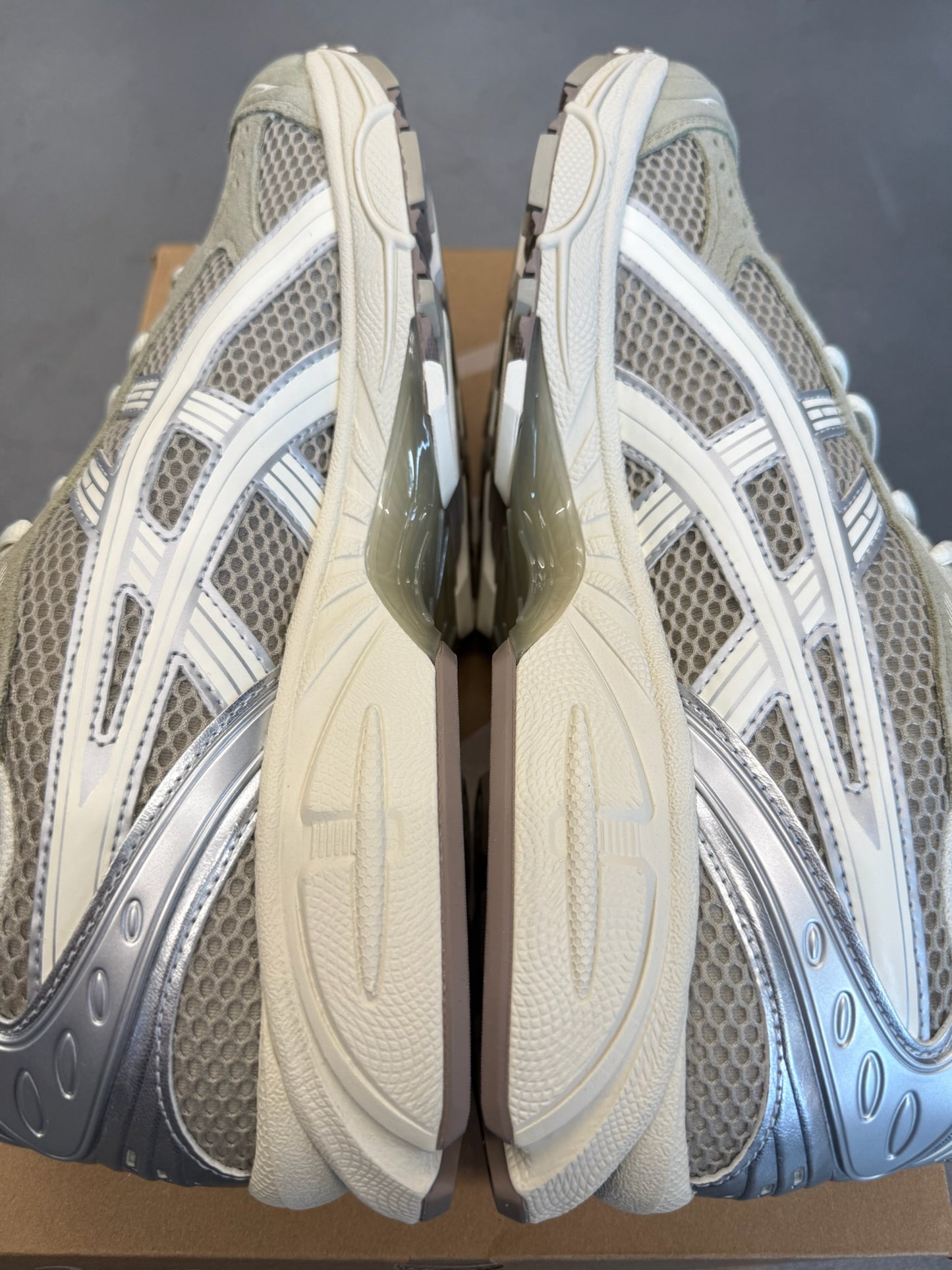 2025 ASICS GEL-KAYANO 14 - JULIANA SALAZAR