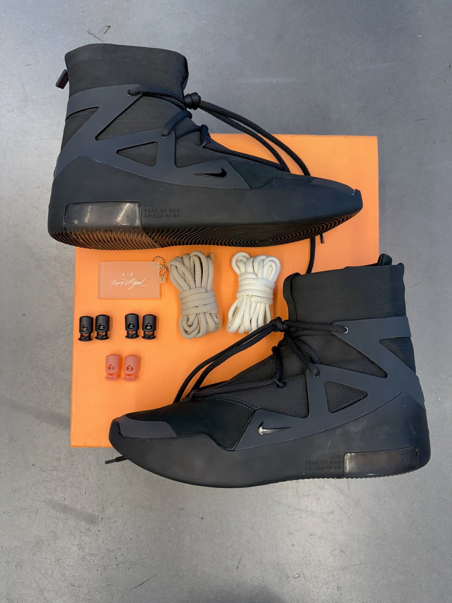 2020 NIKE AIR FEAR OF GOD 1 TRIPLE BLACK (PRE-OWNED WITH BOX)