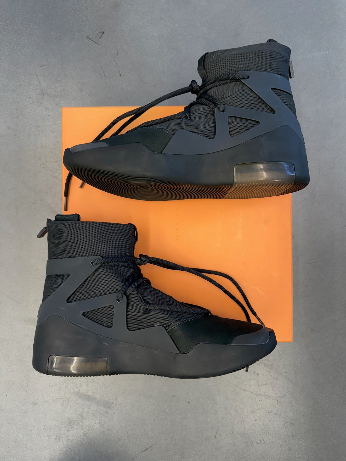 2020 NIKE AIR FEAR OF GOD 1 TRIPLE BLACK (PRE-OWNED WITH BOX)