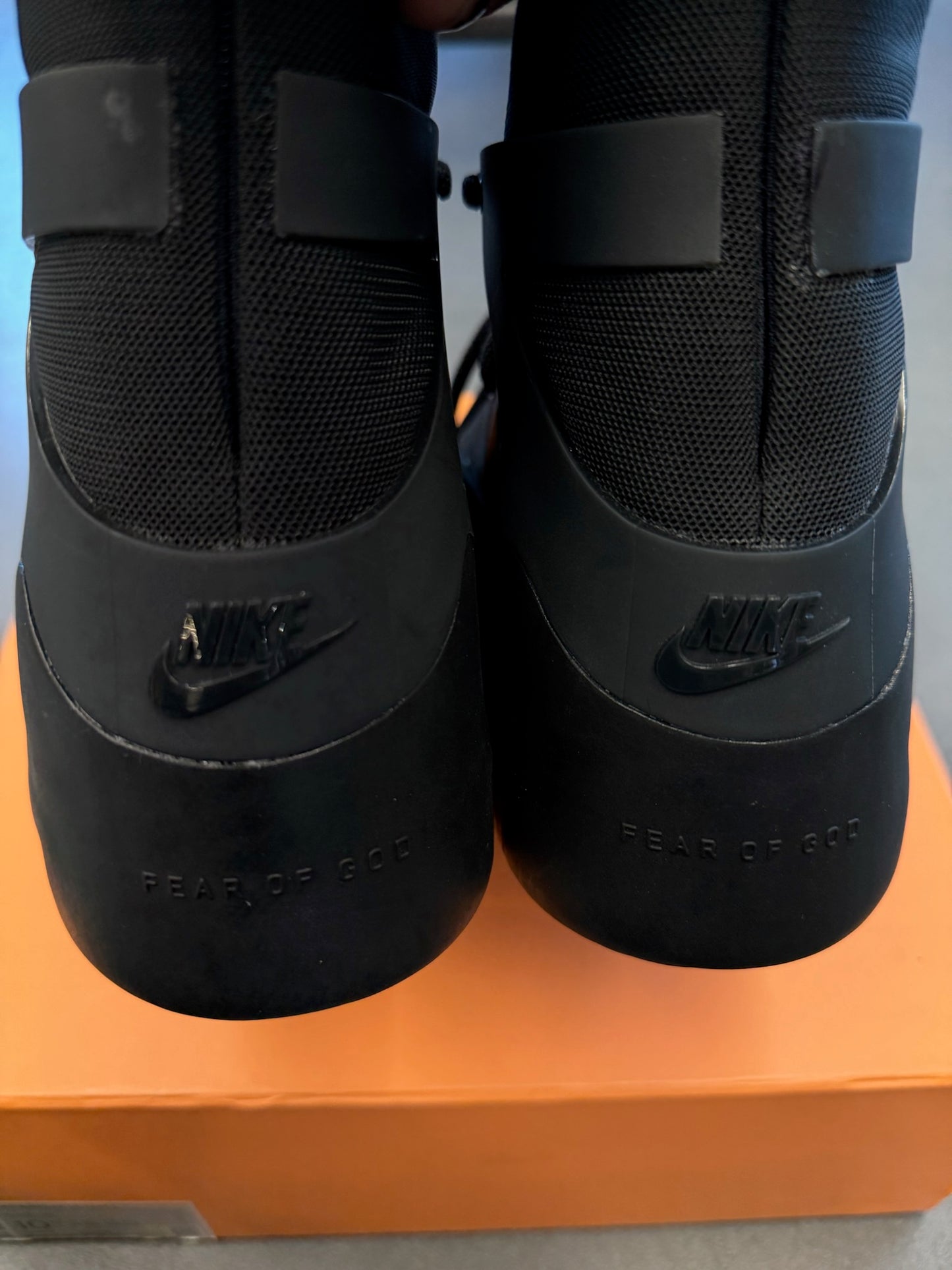 2020 NIKE AIR FEAR OF GOD 1 TRIPLE BLACK (PRE-OWNED WITH BOX)