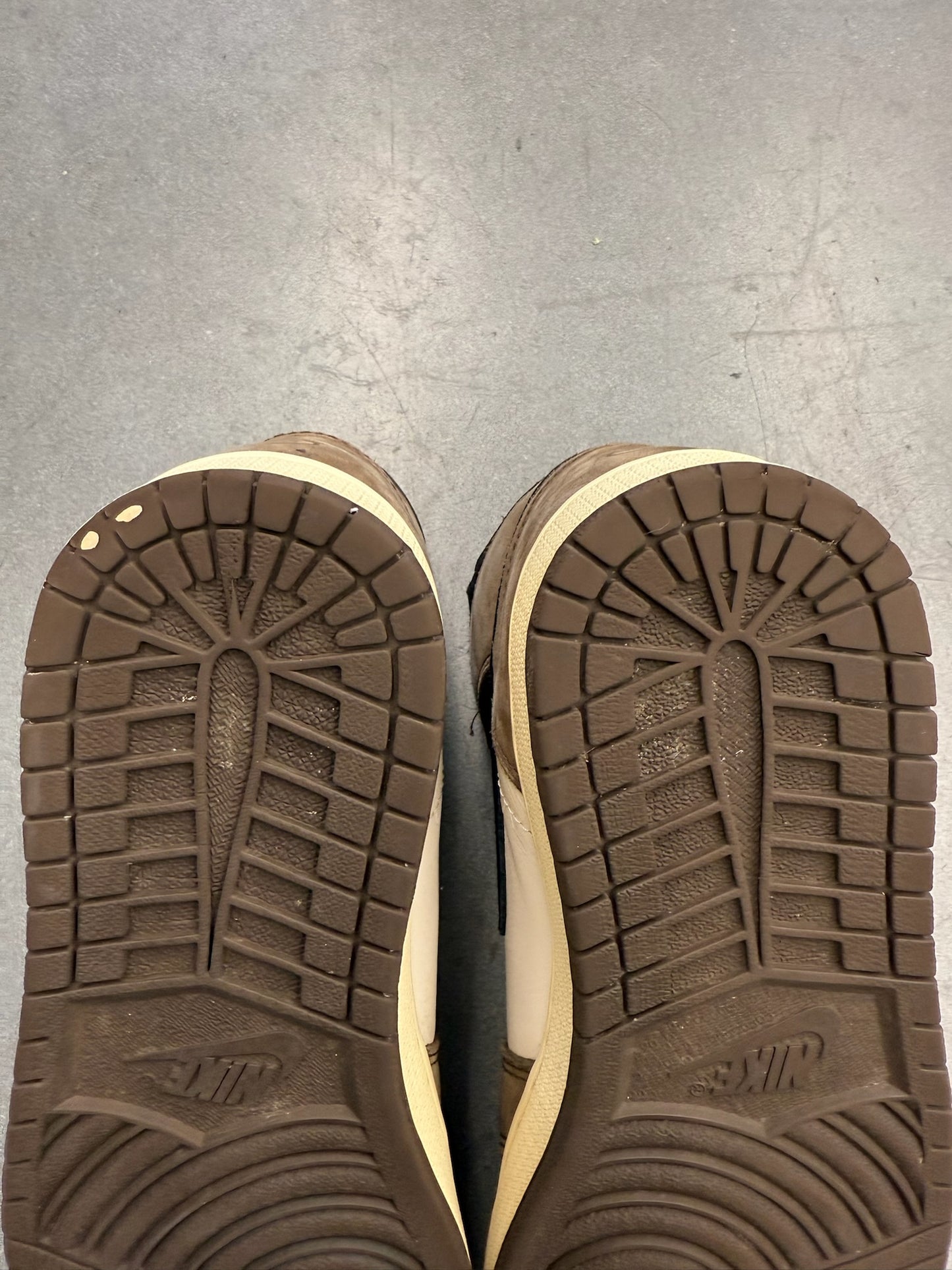 2019 SIZE 9.5 TRAVIS SCOTT MOCHA JORDAN 1 RETRO HIGH OG SP (PRE-OWNED NO BOX)