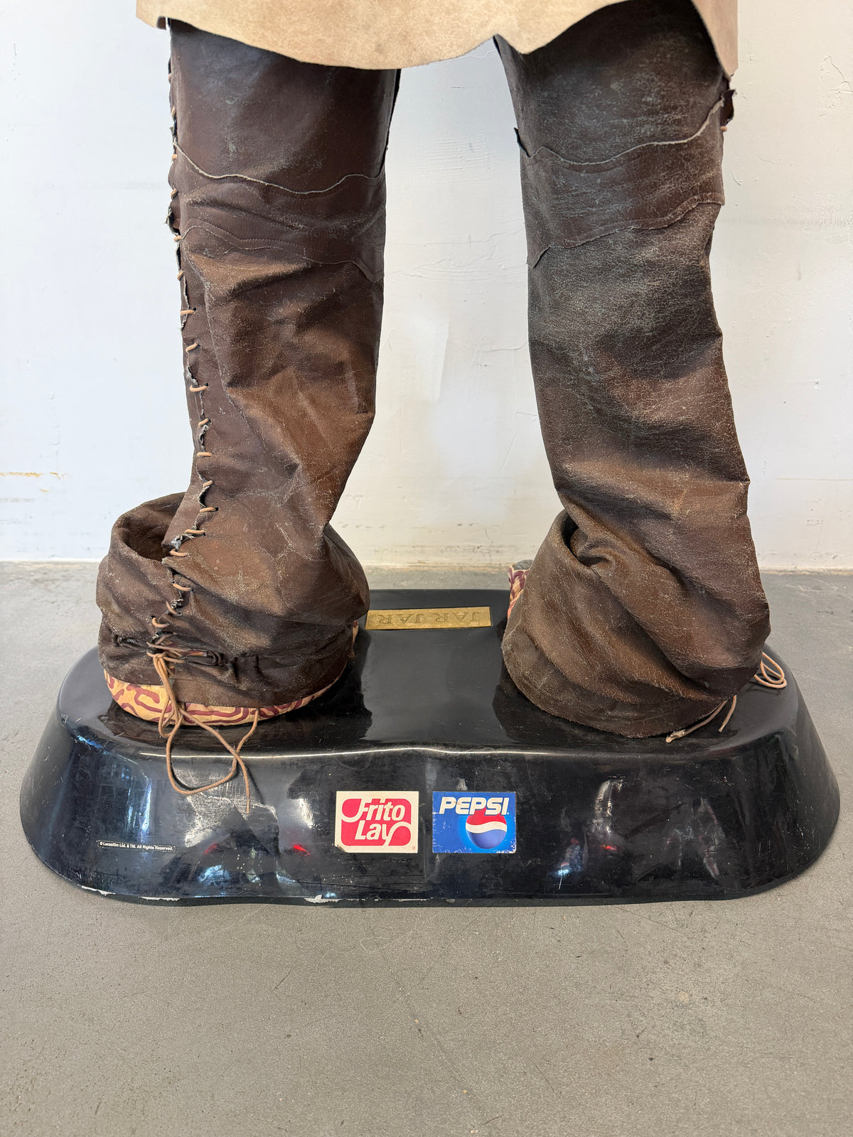1999 STAR WARS EPISODE I JAR JAR BINKS LIFE-SIZE PEPSI & FRITO-LAY PROMOTIONAL STATUE