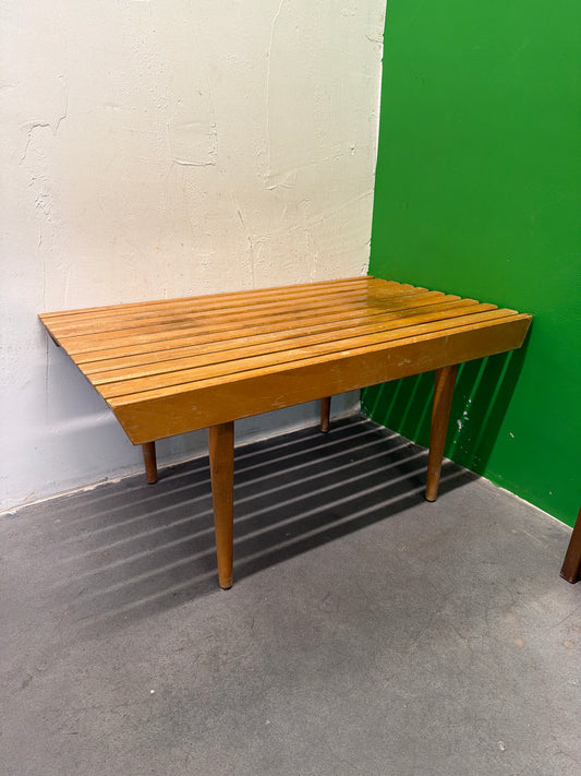 MID CENTURY SLATTED WOODEN BENCH