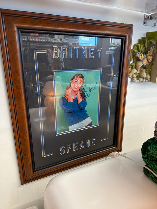 VITNAGE BRITNEY SPEARS AUTOGRAPHED FRAMED PORTRAIT
